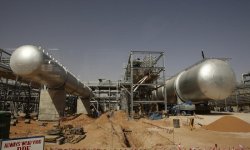 تراجع صادرات خام النفط السعودي لأدنى مستوى في 10 سنوات