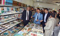رئيس الوزراء يفتتح معرض الكتاب الثاني بصنعاء