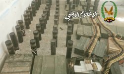 ضبط كمية كبيرة من الذخائر والمقذوفات في مديرية جبل مراد بمأرب