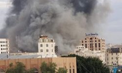 طيران العدوان يستهدف حي الستين