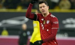ليفاندوفسكي يتوج بجائزة فيفا لأفضل لاعب في العالم 2021 متفوقا على صلاح وميسي