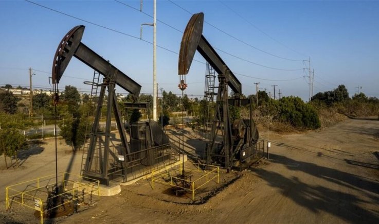 أسعار النفط تصل أعلى مستوياتها في 7 سنوات