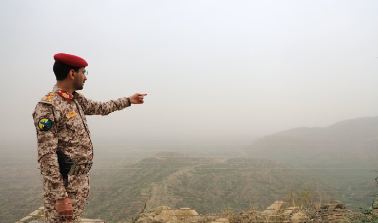 العميد سريع  يزور المرابطين في جبهة جيزان
