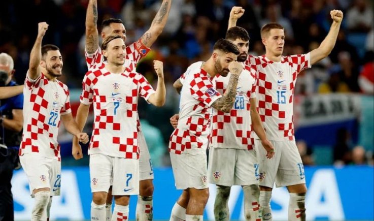 كرواتيا إلى الدور ربع النهائي بعد فوزها على اليابان بركلات الترجيح