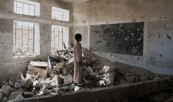 العدوان والحصار يحرمان 8 ملايين و 400 ألف طفل من التعليم في اليمن