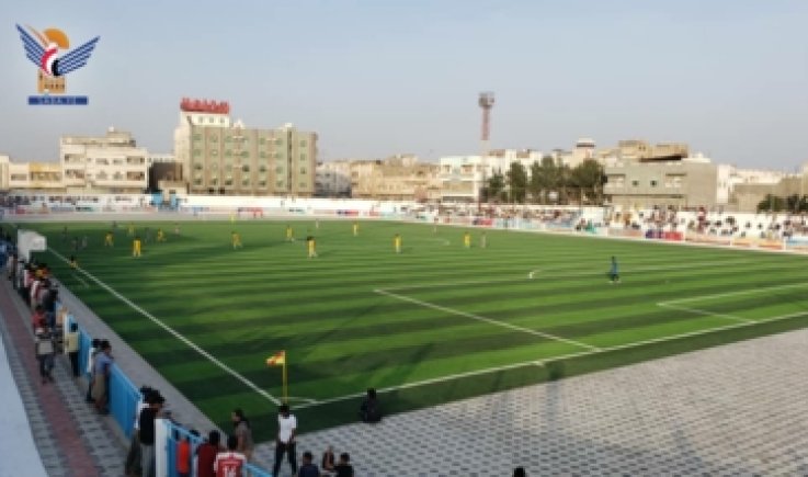 وزير الشباب يفتتح ملعب العلفي الرياضي بمحافظة الحديدة