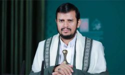 قائد الثورة يحدد طريق السلام