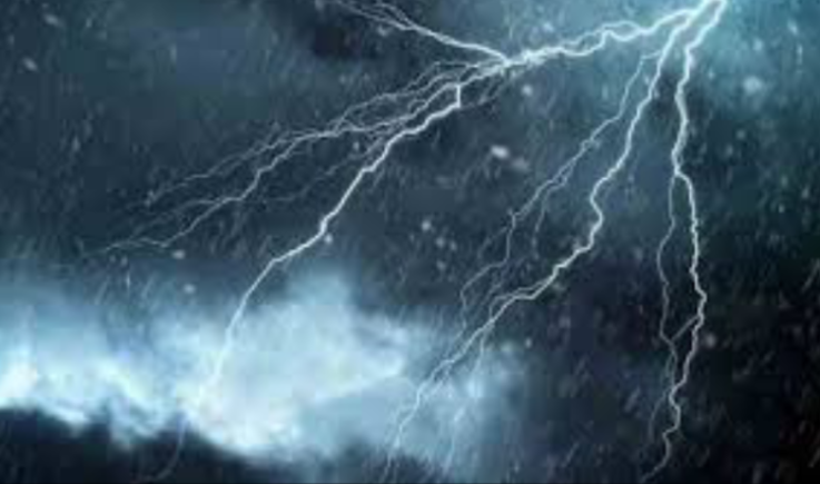 الأرصاد يحذر من أمطار شديدة وعواصف رعدية في 11 محافظة