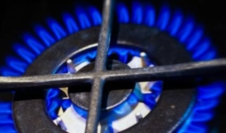 أوزبكستان توقع اتفاقية لشراء الغاز من روسيا