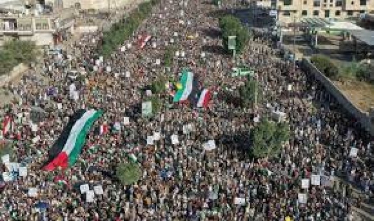 مسيرات ضخمة  في اليمن تضامنا مع فلسطين ودعما لخيارات المقاومة