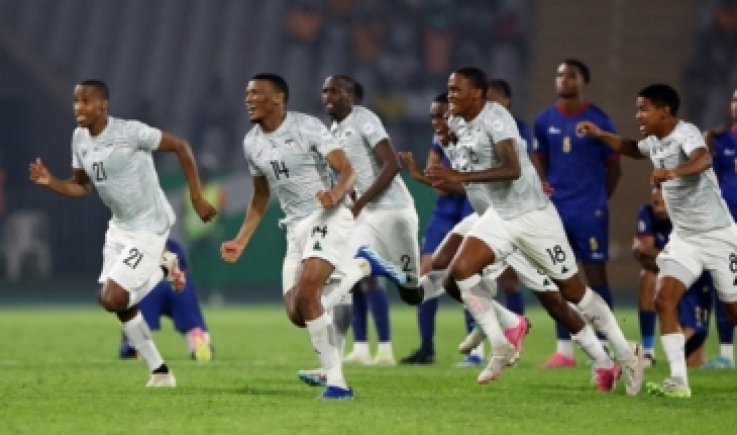 منتخب جنوب إفريقيا يكمل عقد المتأهلين لنصف نهائي كأس أمم إفريقيا
