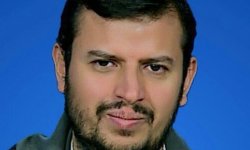 قائد الثورة يؤكد ثبات الموقف اليمني في نصرة الشعب الفلسطيني والوقوف إلى جانبه عسكرياً وفي مختلف المجالات
