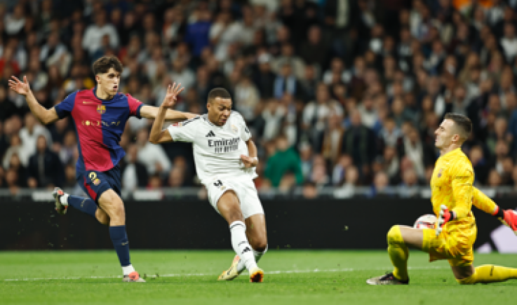 نجم ريال مدريد مبابي مهدد بالغياب عن الكلاسيكو