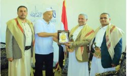 وزير الشباب والرياضة يُكرم رئيس الاتحاد اليمني للكونغ فو راوح