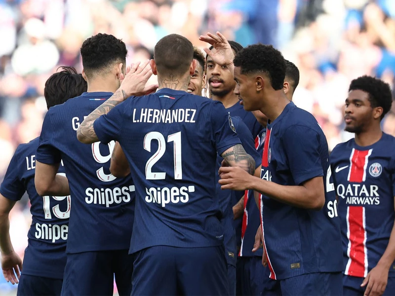 باريس سان جيرمان يواجه فلامنغو البرازيلي في نهائي كأس القارات للأندية