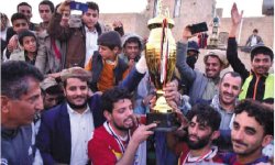 شباب بير عايض يحرز لقب البطولة الرمضانية بعمران