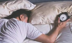 دراسة: الالتزام بموعد نوم ثابت يحمي قلبك من الأمراض