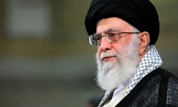 إيران تعلن إقامة مراسم تشييع الإمام الشهيد الخامنئي بعد انتهاء العقد الأول من محرم
