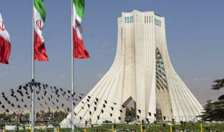 إيران تعلن إغلاق مضيق هرمز رداً على "نكث العهود" الأمريكي والانتهاكات في جنوب لبنان