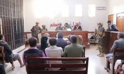 المحكمة الجزائية تُدين 104 متهمين بتزوير محررات والاستيلاء على أموال الوقف والدولة في الأمانة وصنعاء