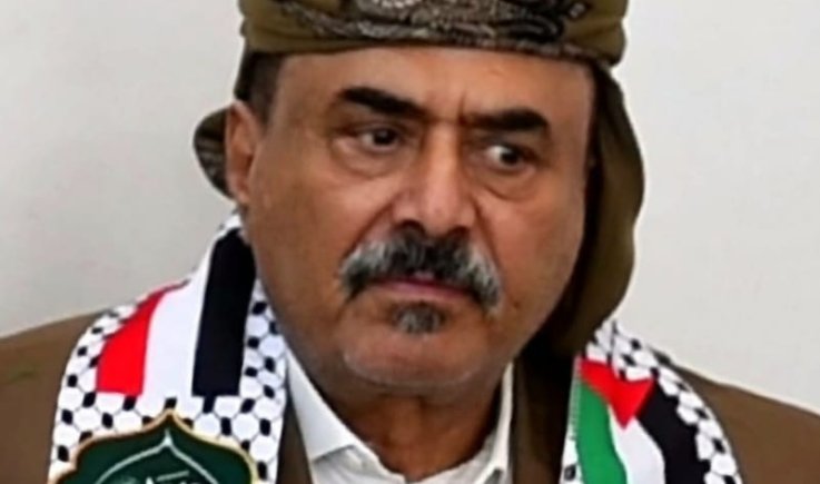 محافظ شبوة اللواء العولقي يهنئ قائد الثورة ورئيس المجلس السياسي بمناسبة ذكرى المولد النبوي الشريف 