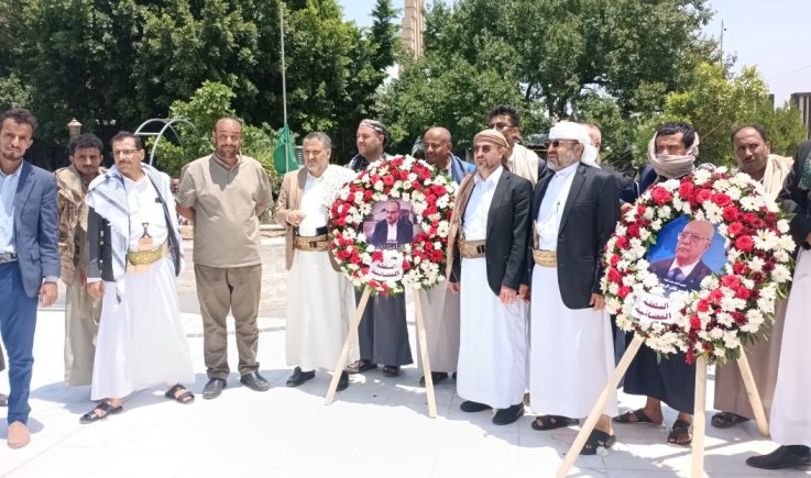 عدد من قيادات السلطه القضائية يزورن أضرحة الشهيد الرئيس الصماد والشهيد الغماري والشهيد الرهوي ورفاقه الوزراء