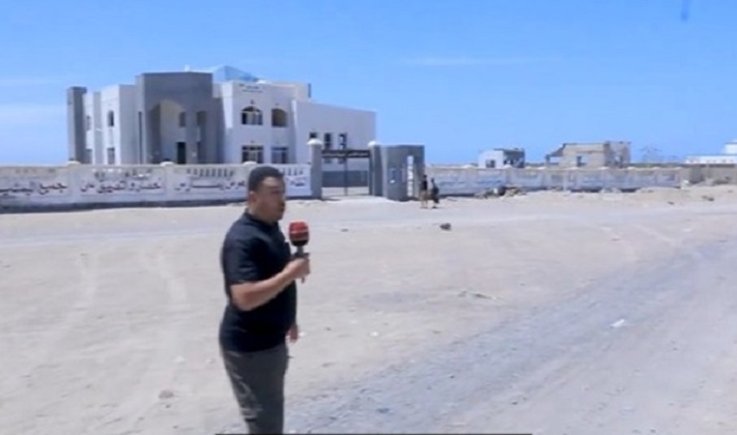 تقرير تلفزيوني مباشر يكشف من يسيطر على "ّذوباب " وباب المندب