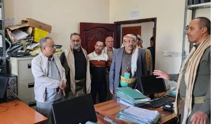 نائب وزير الخدمة المدنية يشيد بمستوى الأداء الوظيفي في المديريات المحررة بمحافظة تعز